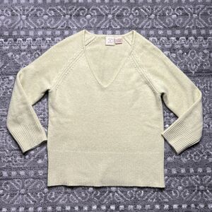 Olivia & Grace 100% Cashmere Sweater Small 3/4 Sleeve Pale Pastel Green V Neck